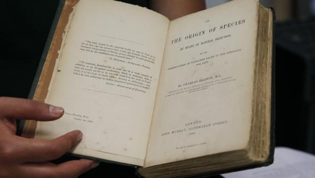 Ejemplar de la primera edición de «El origen de las especies»